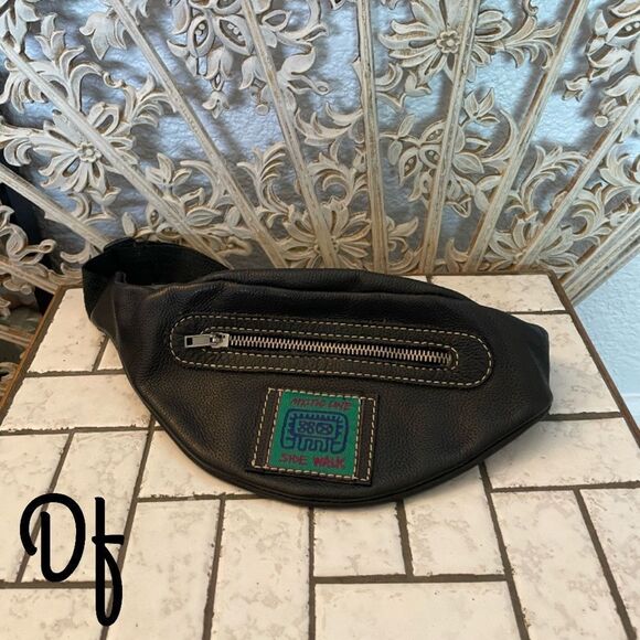 VTG Mistic Line Leather Fanny Pack - Picture 1 of 6
